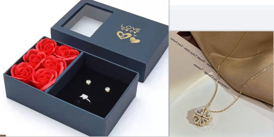 Retro Magnetic Folding Heart Shaped Four Leaf Clover Pendant Necklace Women Love Clavicle Chain Gifts Openable Choker Jewelry - Fashionner