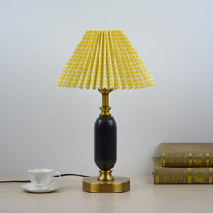 Warm Chinese Style Ceramic Wedding Master Bedroom Decorative Lamp