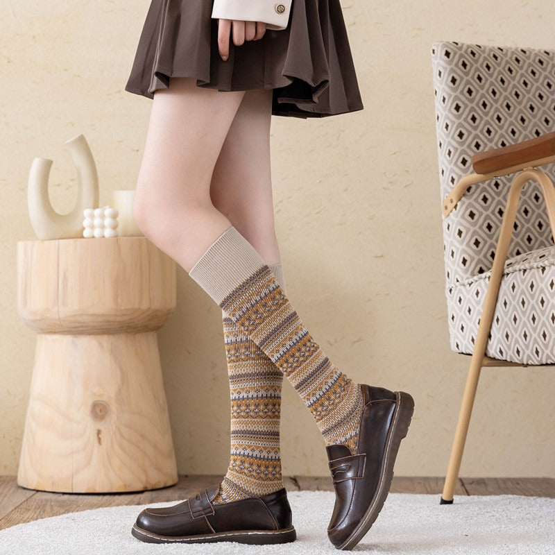 Socks Women's Middle and High Tube Calf and Knee Socks Ins Ethnic Style Net Red Style Harajuku Mori Striped Cotton Socks - Fashionner