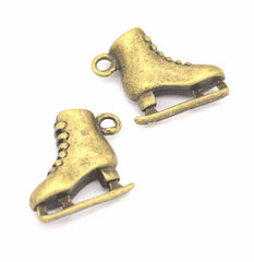 Skate alloy pendant necklace