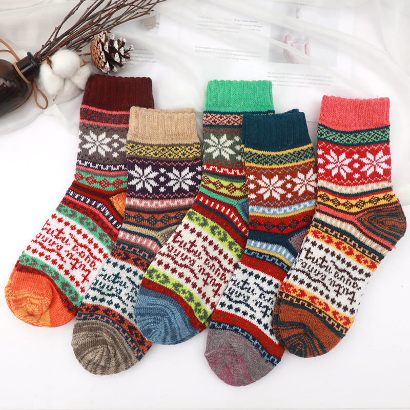 Women's Fashion Personalized Knitted Woolen Yarn Socks - Fashionner