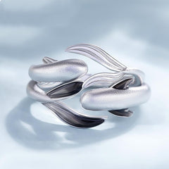 Swimming fish couple ring