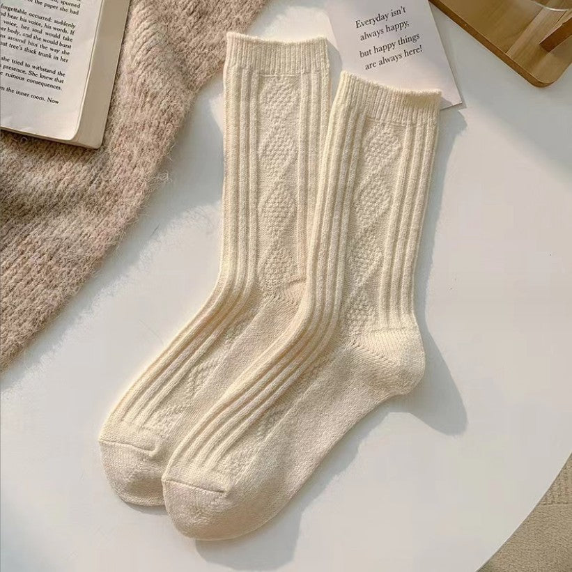 Women's Fashion Rhombus Wool Socks - Fashionner