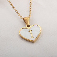 26 Letter Heart-shaped Necklace White Shell Love Clavicle Chain Fashion Personalized Necklace For Women Jewelry Valentine's Day - Fashionner