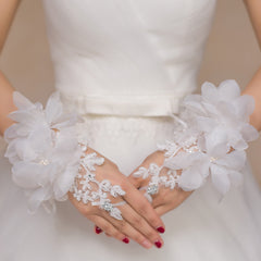 Bridal Wedding Red White Short Lace Wedding Gloves