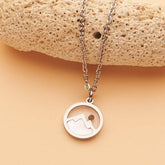 Fashion Jewelry Retro Style Round Necklace - Fashionner
