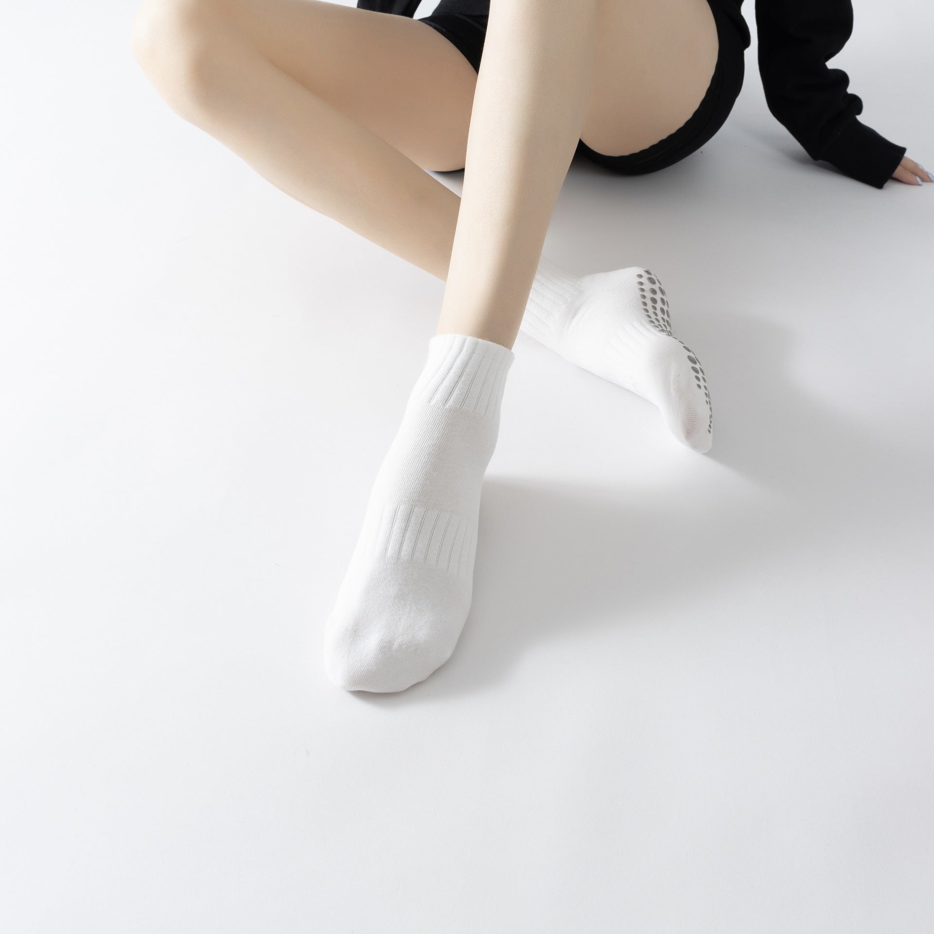 Embroidered Yoga Socks Women's Breathable Non-slip New Proud Drops - Fashionner