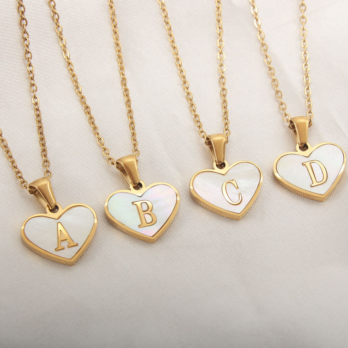 26 Letter Heart-shaped Necklace White Shell Love Clavicle Chain Fashion Personalized Necklace For Women Jewelry Valentine's Day - Fashionner