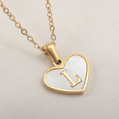 26 Letter Heart-shaped Necklace White Shell Love Clavicle Chain Fashion Personalized Necklace For Women Jewelry Valentine's Day - Fashionner