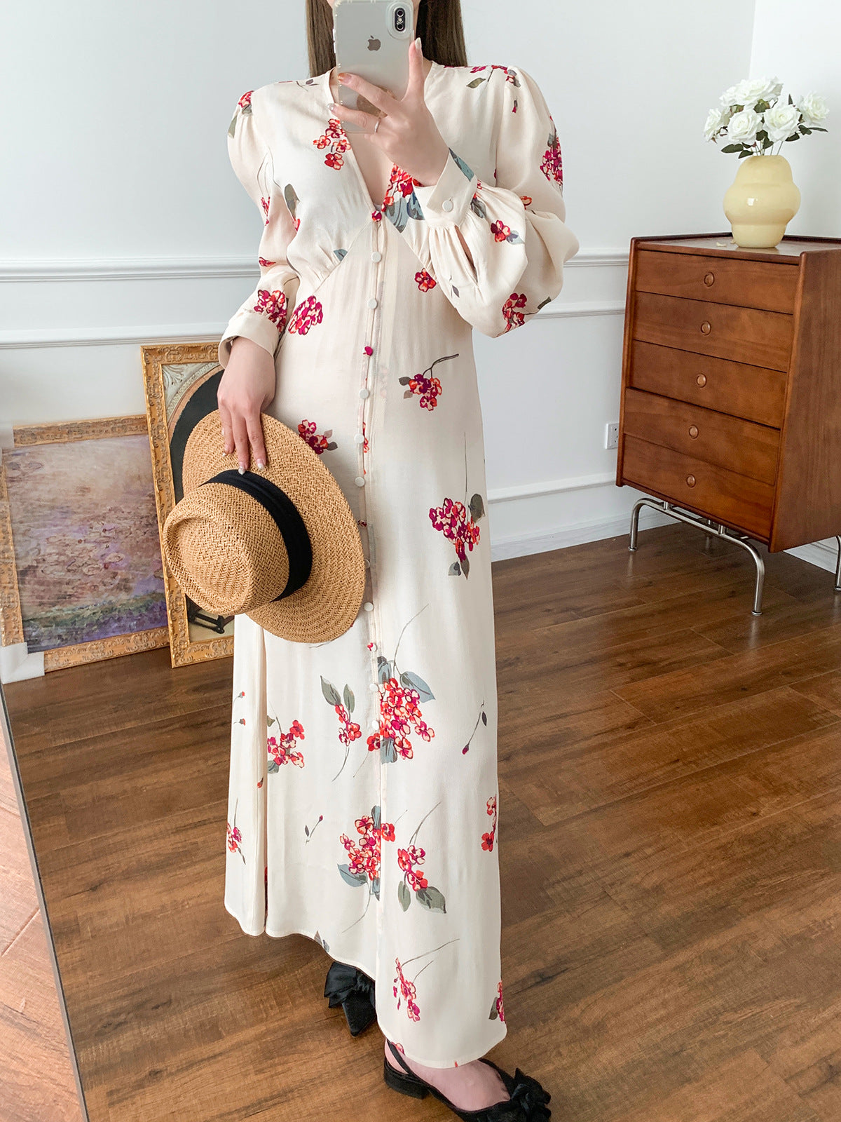 Women's Autumn Long Sleeve V-neck Tight Waist Temperament Slimming Skirt - Fashionner