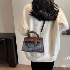 Retro Minority Design Shoulder Messenger Bag - Fashionner