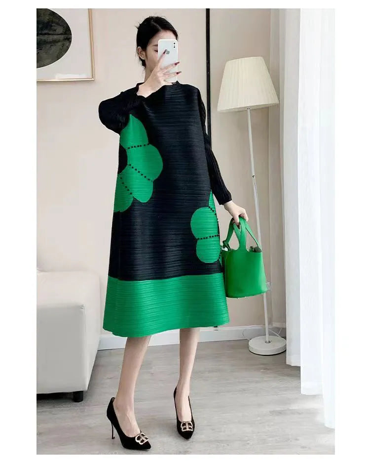 Western Color-blocking round neck long-sleeved pleated printed loose dress 2023 slim temperament high-end western-style dress female - Fashionner