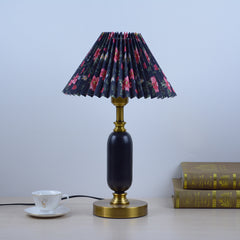 Warm Chinese Style Ceramic Wedding Master Bedroom Decorative Lamp