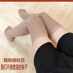 College Style Slim And Tall Looking Over The Knee Women Twist Long Cotton Socks - Fashionner