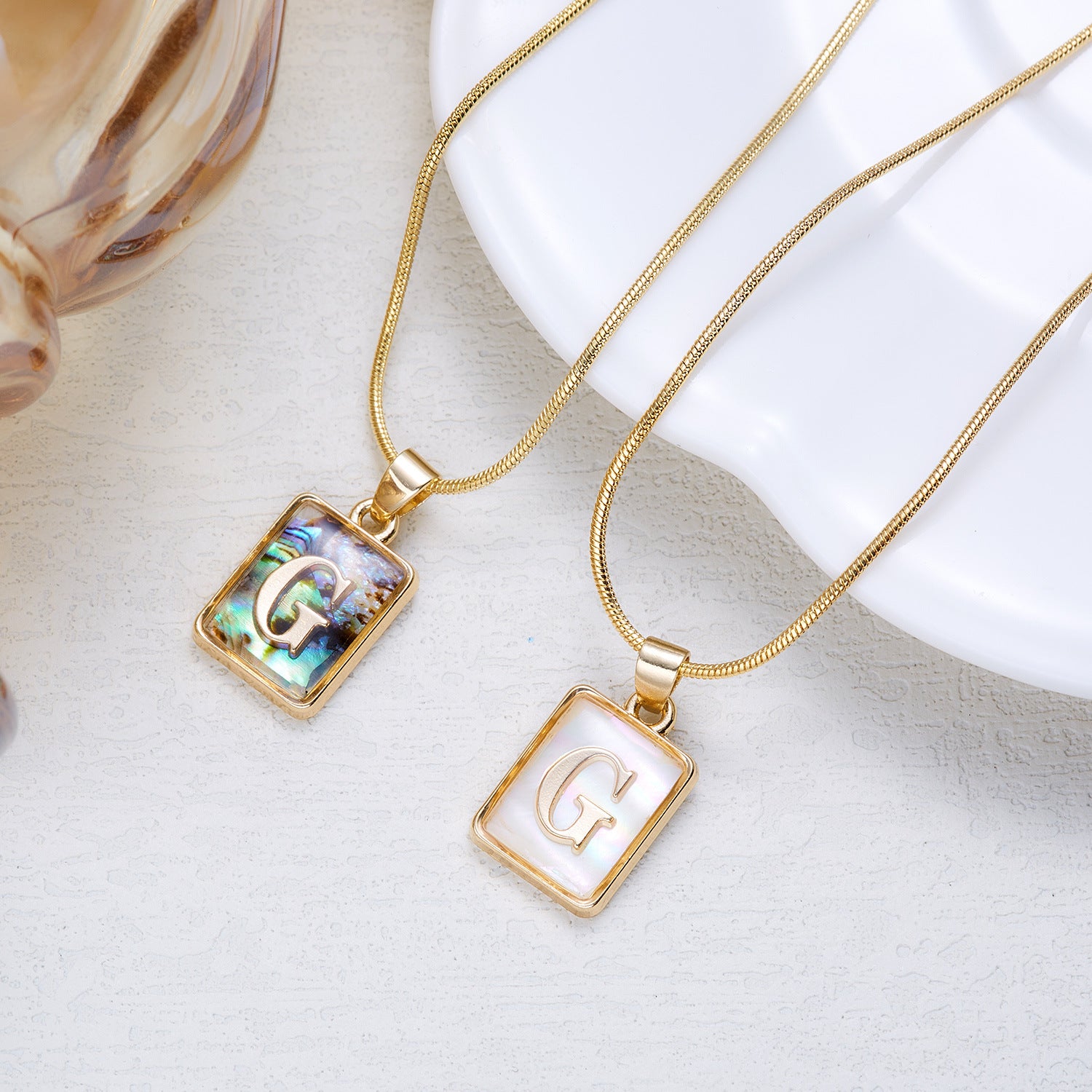26 Letter Square Necklace Colorful Shell Luminous Pendant Chain Necklace For Women Temperament Ladies Jewelry - Fashionner