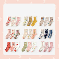 Minimalist Printed Cute Women's Mid Length Socks - Fashionner