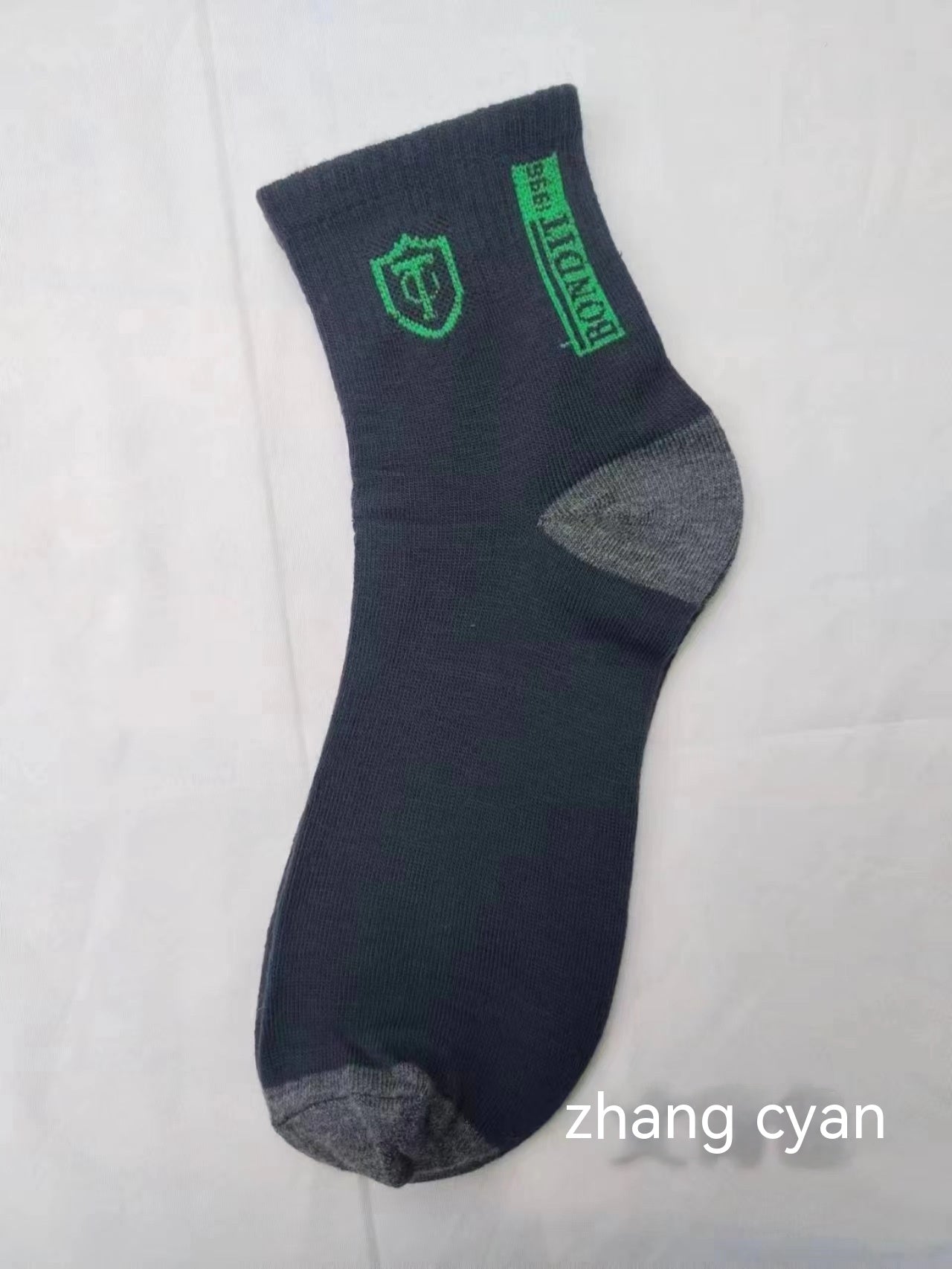 Sports Socks Men's Mid-calf Length Sock Deodorant And Sweat-absorbing Long Mid-calf - Fashionner