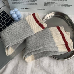 Vintage Stripe Thick Needle Sweater Gray Socks - Fashionner