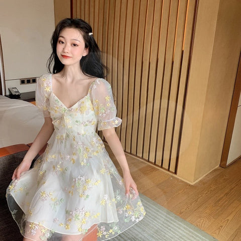 Robe Courte Fleurie en Dentelle et Mousseline Imprimée Sexy pour Femmes