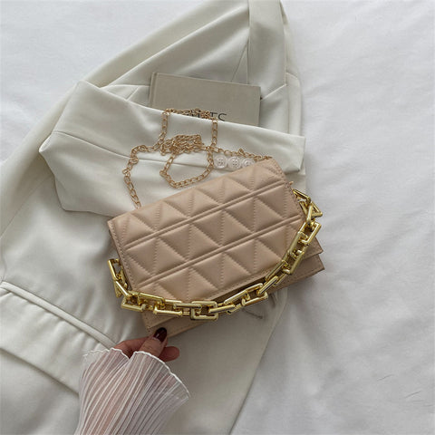 Solid Color Simple Chain Shoulder Bag - Fashionner