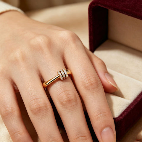 Buy Micro-Inlaid Light-Luxury Minimalist Ring For Women online at Fashionner.