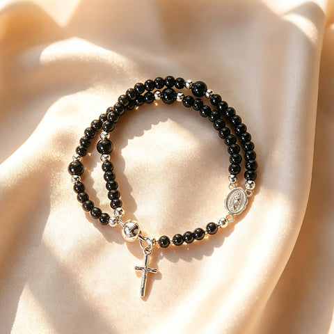 Buy Designer Mothers Day Card Necklace online at Fashionner.