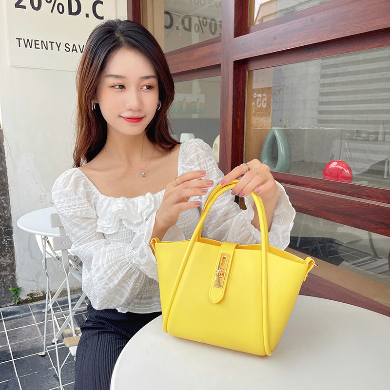Portable Women's Leather Fashion Vegetable Basket Shoulder Messenger Bag - Fashionner