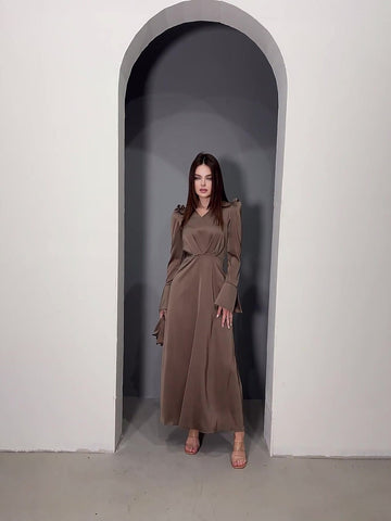Elegant retro V-neck, age reducing bubble sleeves, long lace up waist, long sleeved dress - Fashionner