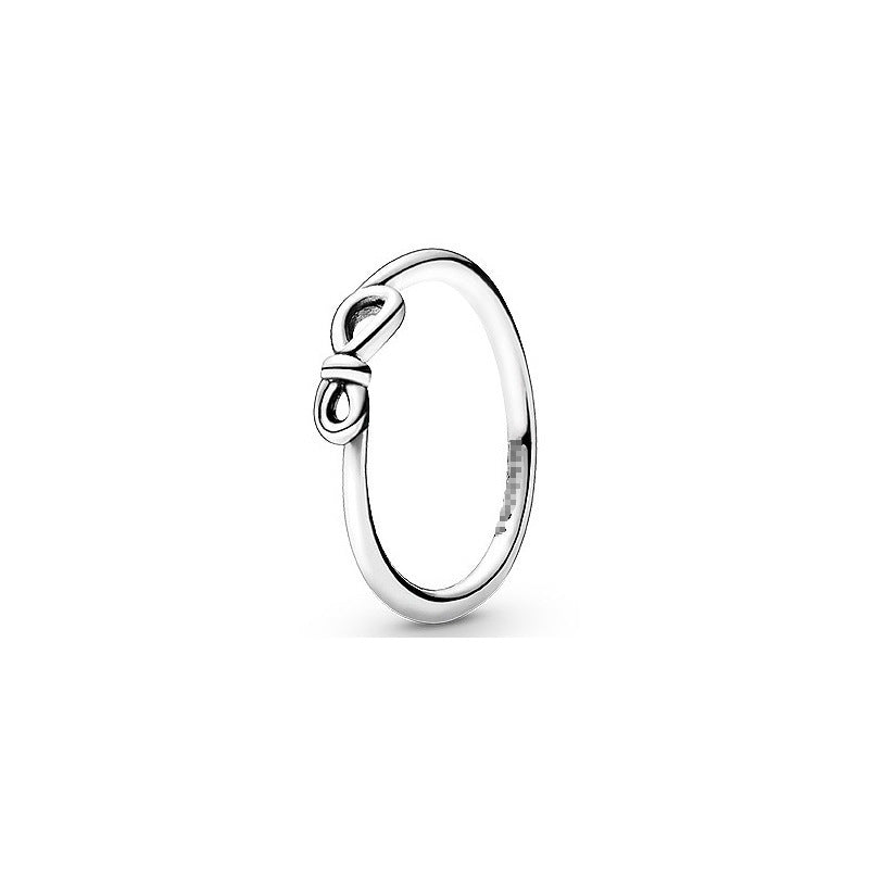 Fashionable simple couple ring