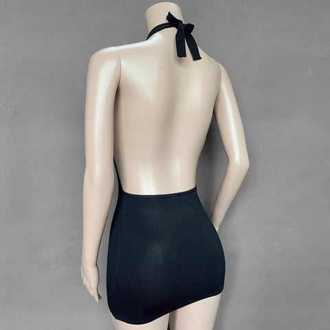 Robe courte moulante dos nu sexy et cryptographique