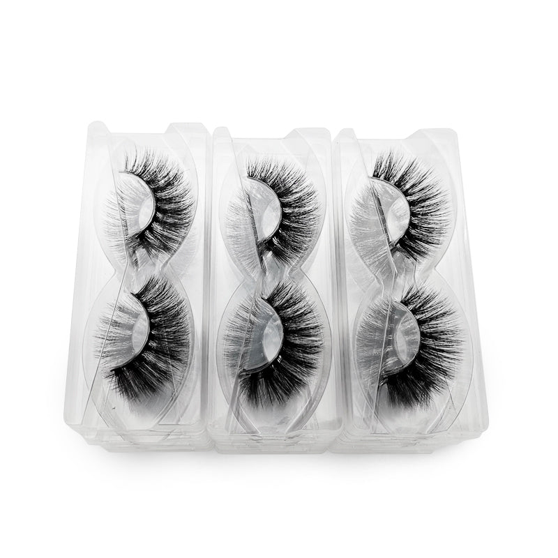 False eyelashes European and American makeup - Fashionner
