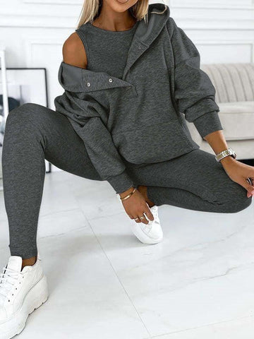 Ensemble trois pièces athleisure : sweat à capuche, gilet ajusté et pantalon à fil épais
