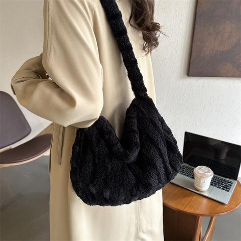 Large-capacity Striped Plush Bag Winter New Fashion Portable Tote Shoulder Bags Shopping Furry Handbags For Women - Fashionner