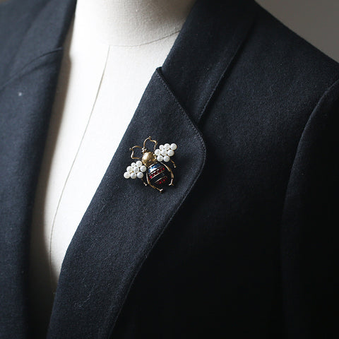 Lovely New Bee Brooch