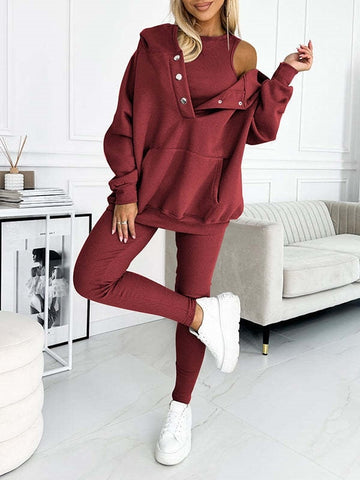 Ensemble trois pièces athleisure : sweat à capuche, gilet ajusté et pantalon à fil épais