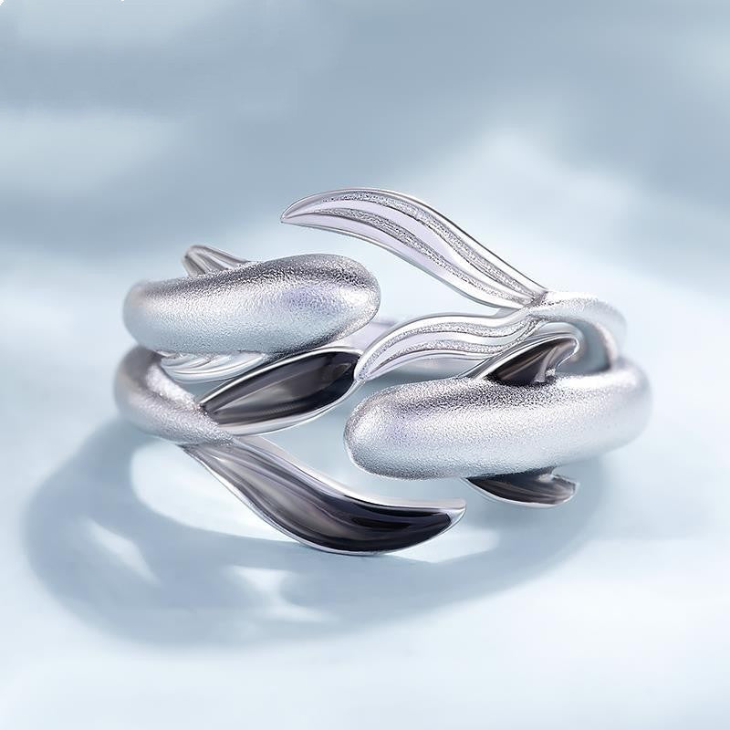 Swimming fish couple ring