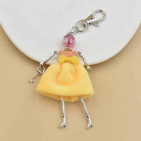 Porte-clés pour femme, pendentif de sac à main fait à la main avec personnage de dessin animé