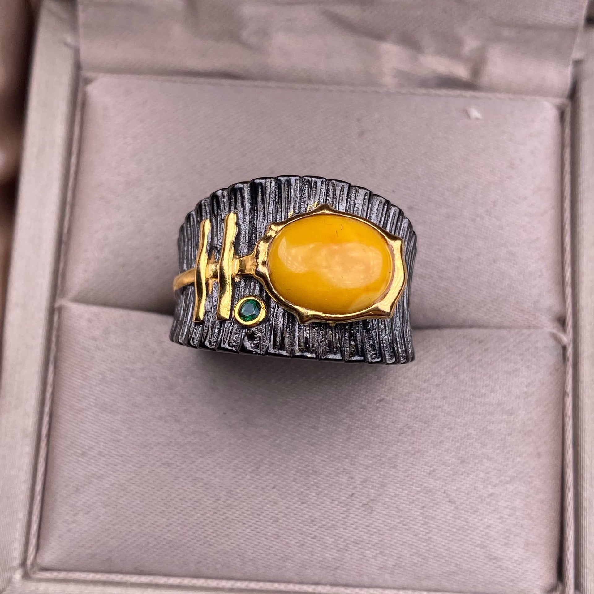 Buy Exaggerated-Style S925 Silver Inlaid Ring online at Fashionner.
