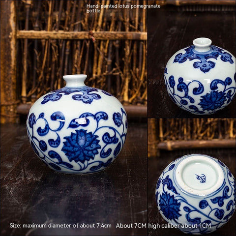 Mini Vase en Céramique de Jingdezhen, Ornement Ancien d'Étagère Hydroponique, Bouteille en Porcelaine Bleue et Blanche Peinte à la Main, Souvenirs