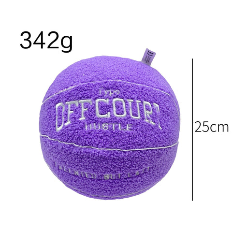 Poupée en peluche en forme de ballon de basket