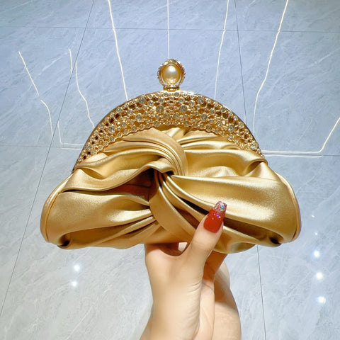 Diamond-embedded High-grade Socialite Clutch Mini