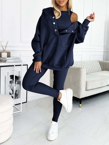 Ensemble trois pièces athleisure : sweat à capuche, gilet ajusté et pantalon à fil épais