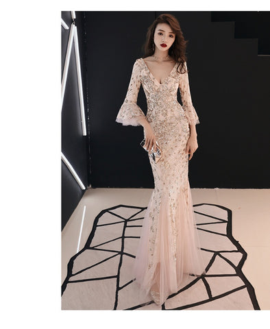 Robe de soirée de banquet coupe princesse ajustée