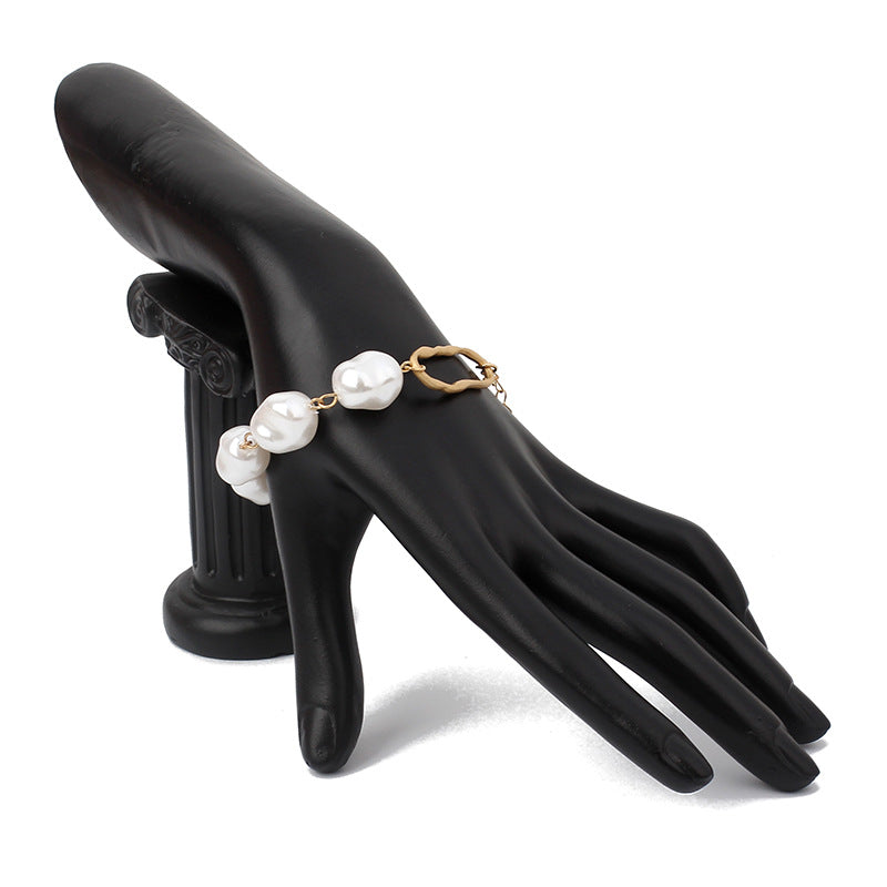 Buy Baroque Irregular Pearl Bracelet online at Fashionner.