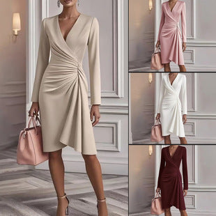 Robe femme col en V plissée de couleur unie, coupe ajustée, manches longues, design plissé en V, robe de soirée trapèze mi-longue pour le bureau
