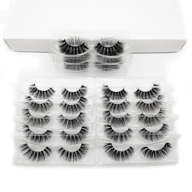 False eyelashes European and American makeup - Fashionner