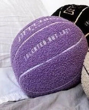 Poupée en peluche en forme de ballon de basket