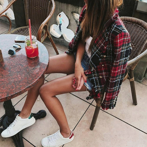 Blazer en laine à carreaux boutonné pour femme