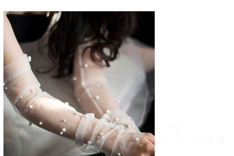 Gants de mariage en tulle et perles pour robe de mariée, coloris blanc