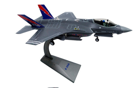 1: Modèle de chasseur 72F35A